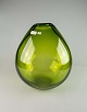 Stor 
dråbeformet 
vase i majgrøn 
glas
Design af Per 
Lütken
Produceret af 
Holmegaard
Dråben, ...