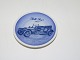 Aluminia 
miniature 
platte med bil, 
Rolls Royce 
1911.
Dekorationsnummer 
156/2010.
1. ...