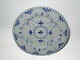 Royal 
Copenhagen 
Musselmalet 
Helblonde, 
Frokosttallerken.

Dekorationsnummer 
1/1085.
1. ...