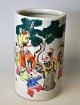 Kinesisk 
bemalet 
penselbæger i 
porcelæn, 20. 
årh. Dekoreret 
med vismænd. 
Polykrom 
dekoreret. ...