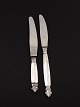 Georg Jensen 
dronning knive  
20,5 og 22,5 
cm. Nr. 428167