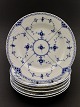 Royal 
Copenhagen 
musselmalet 
1/571 flad 
tallerken 25,5 
cm.
1.sort. emne 
Nr. 429749 
lager:4