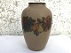 Bornholmsk 
keramik, 
Hjorth, Brun 
stentøj, Nr. 
51, Vase med 
frugter, 28cm 
høj, Ca. 18cm i 
...