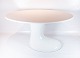 Spisebord i 
hvid plast af 
dansk design 
fra 1970erne. 
Bordet er i 
flot brugt 
stand.
Mål i cm: ...