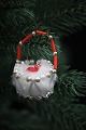 Gammel julepynt 
( Julekurv ) 
fra omkring år 
1940 lavet af 
små glasperler 
til at hænge på 
...