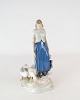 Porcelain figure girl with geese no.: 2254 by Bing and Grøndahl.
Great condition
