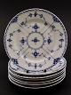 Royal 
Copenhagen 
musselmalet 
tallerken 1/573 
 19,5 cm. 
1.sortering 
emne nr. 455887 
lager:7