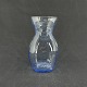 Højde 14,5 cm.
Søblå  
hyacintglas fra 
Kastrup 
Glasværk.
Hyacintglasset 
er fremstillet 
hos ...