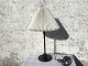 Le klint 
bordlampe med 
sort metal fod, 
46cm høj (Incl. 
Fatning) 18cm i 
diameter 
*Rigtig pæn ...