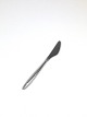 Middagskniv i 
Mimosa, af 925 
sterling cohr 
sølv.
21.5 cm.
