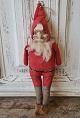Skøn gammel 
julemand, 
ansigtet er 
udført i 
papmaché .
Længde 30 cm.