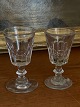 Antikke 
Wellington 
hedvinsglas / 
portvinsglas i 
presset glas. 
Højde: 
9,30-9,60 ...