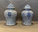 Kinesiske  bojaner, par, 19/20 århundredeSe billede med signaturPorcelæn i hvide og blå farver ...