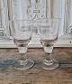 Lille Absalon 
glas
Produceret hos 
Holmegaard og 
Kastrup fra år 
1900.
Højde 14,5 cm.
Lager: 2
