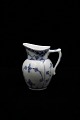 Royal Copenhagen Blue Fluted Half Lace cream jug. 
RC#1/522. 1.sort. from 1923-28.
H:10cm.