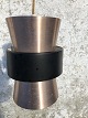 Let 
kobberfarvet 
pendel fra Fog 
& Mørup, 
design: Jo 
Hammerborg. 
Højde 20 cm 
*Fremstår med 
en del ...