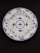 Royal 
Copenhagen 
musselmalet 
helblonde dyb 
tallerken 
1/1078 dia. 25 
cm.  2.sort. 
emne nr. ...