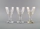 Baccarat, 
Frankrig. Tre 
art deco 
hvidvinsglas i 
klart mundblæst 
krystalglas. 
1930'erne.
Måler: ...