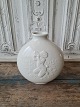 Hans Henrik Hansen for Royal Copenhagen Blanc de Chine vase med dekoration i relief i form af ...