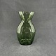 Højde 14,5 cm.
GRæsgrønt 
hyacintglas fra 
Kastrup 
Glasværk.
Hyacintglasset 
er fremstillet 
hos ...