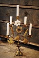 Gammel fransk kirkestage i forgyldt bronze dekoreret med 1 fin gamle hvid opal glas blomst , ...