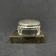 Diameter 5 cm.Fin æske med tyske sølvstempler fra 1900 tallets begyndelse.Æsken er ...