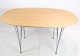 Spisebord, model B611 i lys egetræ, designet af Piet Hein og Bruno mathsson i 1968 og ...
