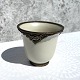 Lyngby, Vase / Bæger med metalbort, 9cm i diameter, 7,5cm høj *Pæn stand*