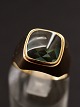 14 karat guld ring størrelse 66 med grøn ædelsten vægt 9,3 gram fra juveler Peter Christensen ...