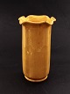H A Kähler dansk design keramik vase 22 cm. flot urangul glasur  emne nr. 499747