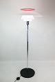 PH80 gulvlampe designet af Poul Henningsen og fremstillet af Louis Poulsen. Lampen blev ...