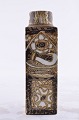 Kgl. vase, Kongelig fajance Baca. Royal Copenhagen vase nr. 719 /3455. Højde 19cm. Bredde 5,7 x ...