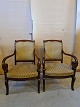 2 Armstole i mahogni, fra 1900erne.De har brugsspor.Højde 95cm Sædehøjde 42cm