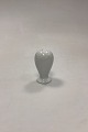 Bing og 
Grøndahl 
Elegance, Hvid 
Salt- eller 
Peberbøsse No. 
52
Måler 7,5 cm / 
2.95 in.