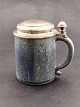 Arne Bang 
keramik krus 
med sølv låg H. 
14 cm. blå 
meleret glasur  
emne nr. 510152