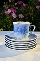 Christineholm porcelæns service, Julia dekoreret med romantiske blå roser på hvid porcelæn med ...