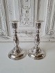 Par smukke sølv 
lysestager med 
Rokoko 
dekoration
Stemplet de 
tre tårne
Højde 16,5 cm.