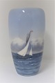 Royal Copenhagen. Vase med sejlskib. Model 1484/1049. Højde 23 cm. Produceret før 1923. (1 ...