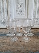 Sæt på 5 stk 
antikke vinglas 
dekoreret med 
drueklaser og 
vinløv
Højden variere 
mellem 10,5 - 
...