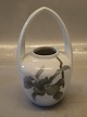 0650-29 Kgl. Art Nouveau Vase med hank 19 cm Maler 86 før 1923 Dekoreret med frugt  fra  Royal ...