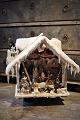 Dekorativt Tysk 
julehus med 
mange fine 
detaljer , Sne 
på taget med 
hængende 
istapper af vat 
og ...