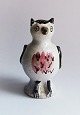 Figur af ugle i form af peberbøsse i keramik fra Lars Syberg fabrikken fra 1930´erne. Lidt ...