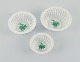 Herend Green Chinese Bouquet, tre små skåle i håndmalet porcelæn.Mindste måler D 9,0 cm. x H ...