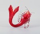 Stor rød Murano fisk i mundblæst kunstglas, 1960/70erne.H 25,0 cm. x L 25,0 cm.Usigneret.I ...