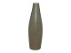 Palshus keramik, slank lille vase med harepelsglasur.Designnummer PL-S 1163/1.Højde 17,2 ...