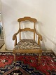 Armstol i bøgetræ med sæde betrukket i stof. Udført ca. 1870-1880. Pæn brugt stand.Mål: H. ...