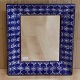 Vægspejl med kant af keramik i blå og hvide farver no 6068/2 mærket MSDesign Marianne ...