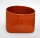 Søholm, Stor 
skål i 
karamelfarvet 
glasseret 
keramik. 
Designet af 
Nanna Ditzel. 
Højde 14 cm. 
...
