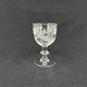 Højde 10,7-11 
cm.
Egeløvsglas er 
første gang i 
nævnt 
Holmegaards 
katalog fra 
1853, men her 
...