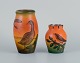 Ipsens Enke. To 
mindre vaser 
med glasur i 
orangegrønne 
nuancer.
Modelnumre 646 
og ...